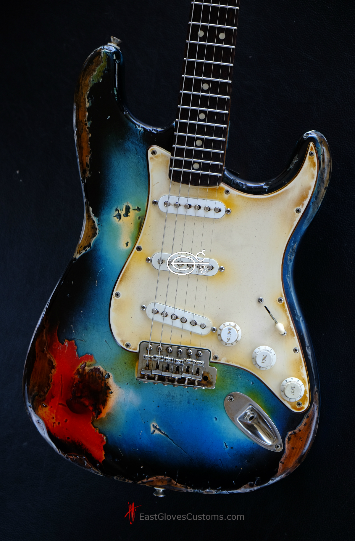 fender stratocaster pelham blue